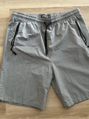 Men's Gray Active Drawstring Shorts